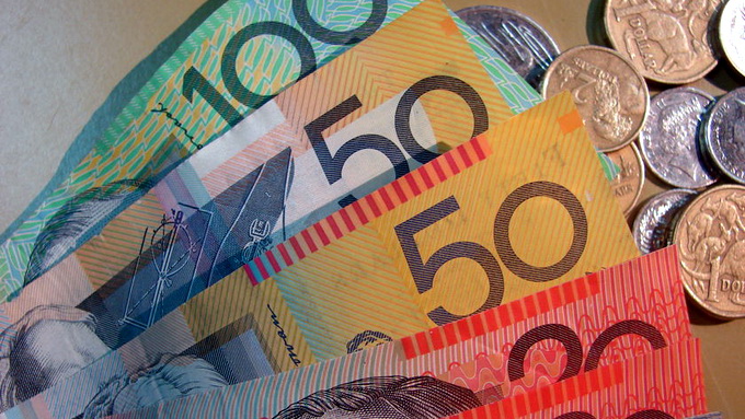 Được mang theo bao nhiêu tiền khi du học Úc