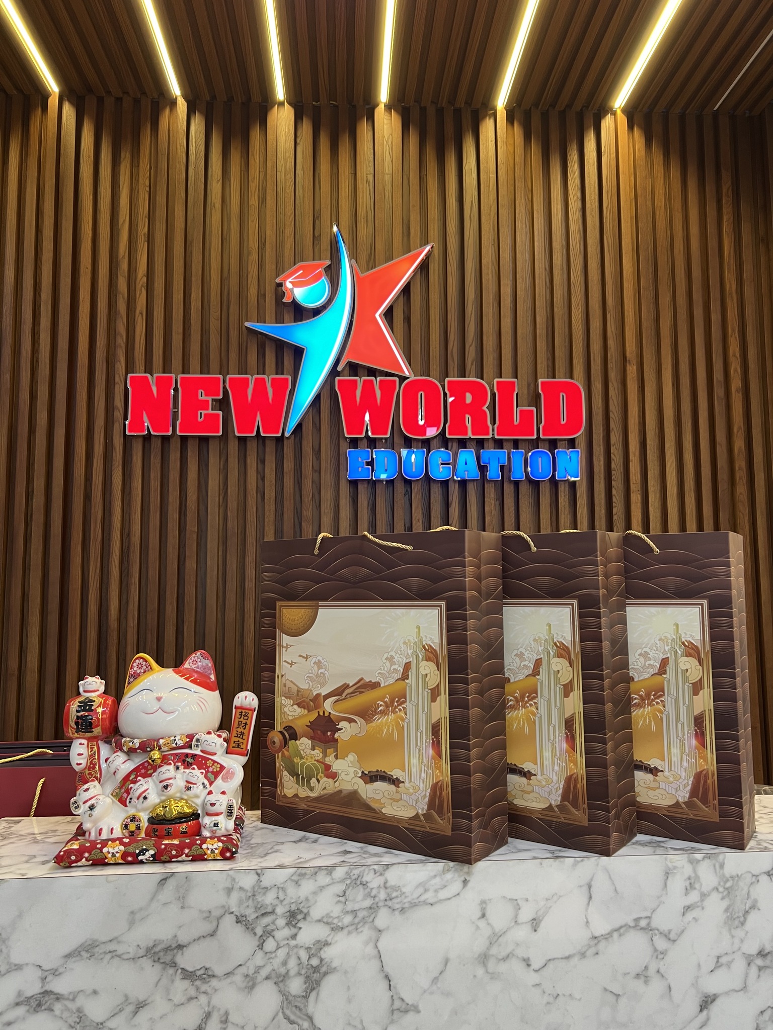 Tặng quà Tết cho nhân viên 2025 - VP Biên Hòa