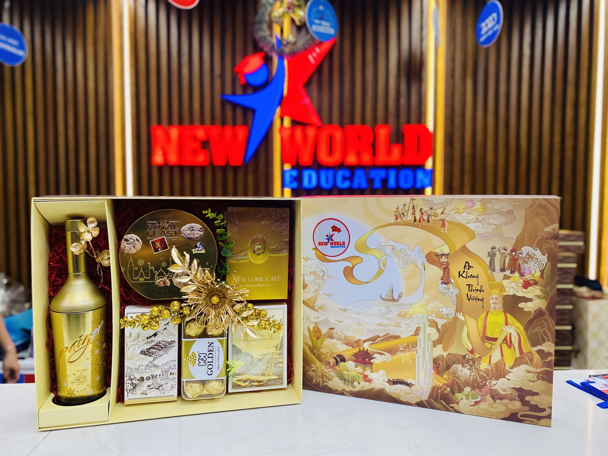 Tặng quà Tết cho nhân viên 2025 - VP TPHCM