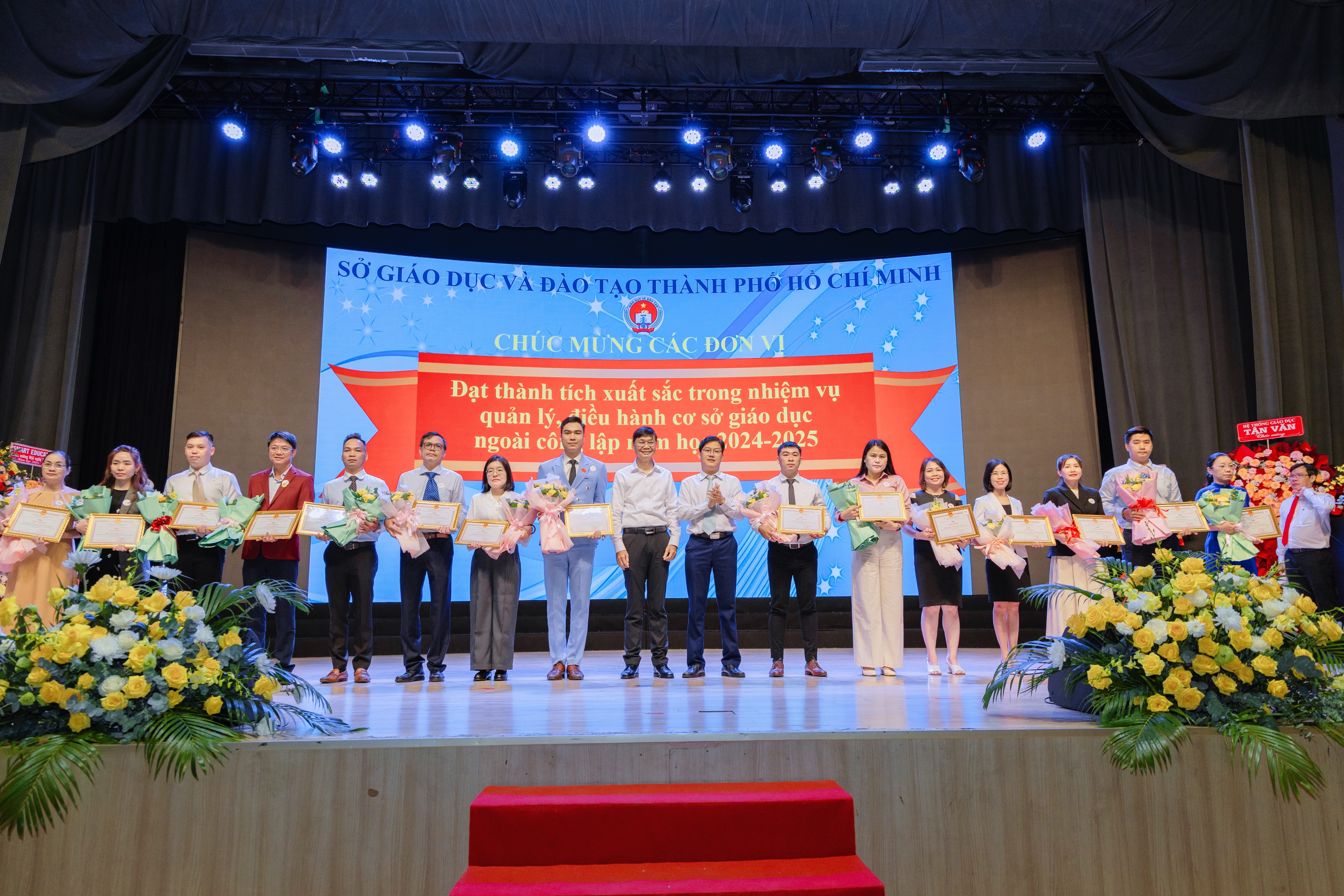 Giấy khen từ Sở Giáo Dục TPHCM năm học 2024-2025